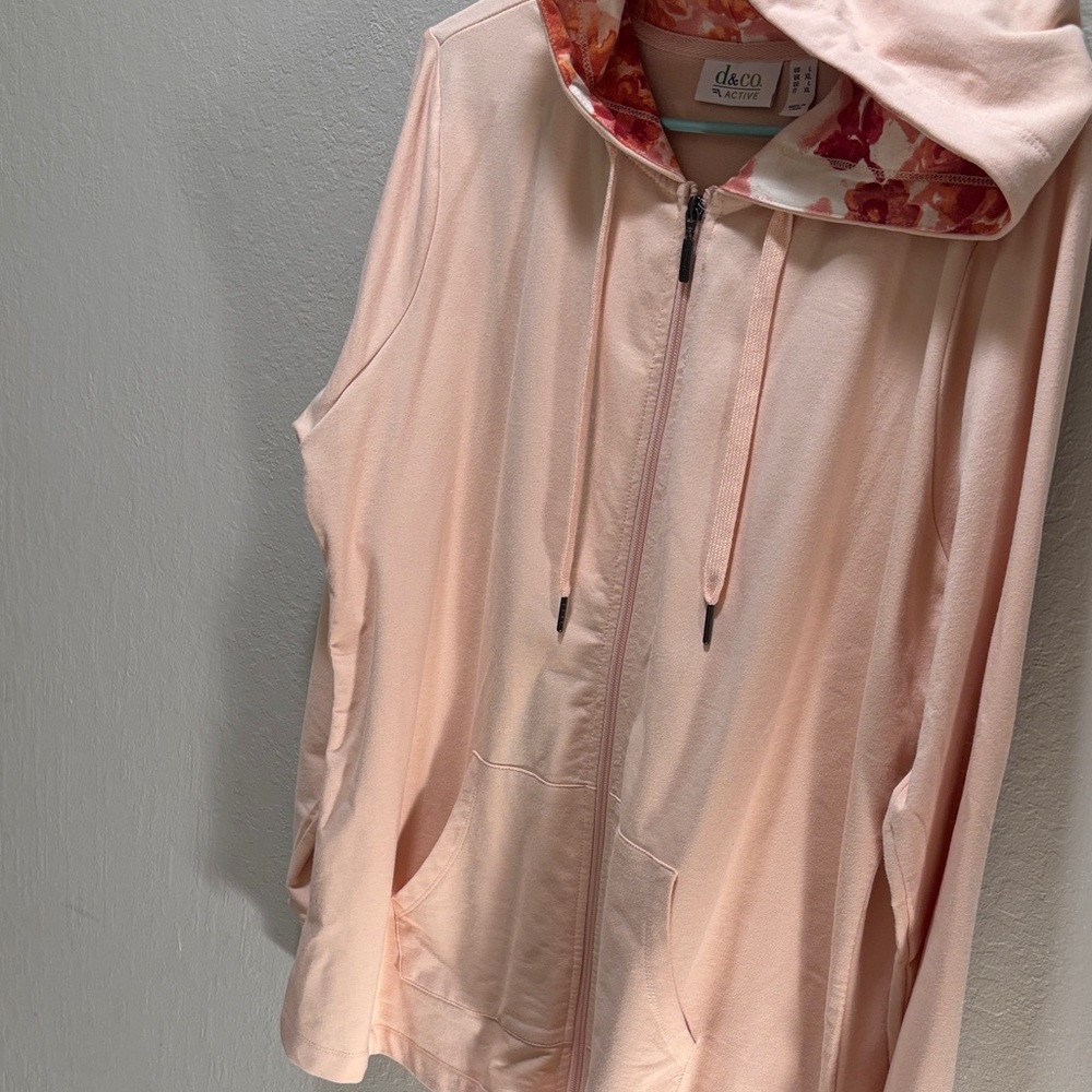 d&Co. Active Zip Front Floral Hooded Pink Jacket, Size Large
